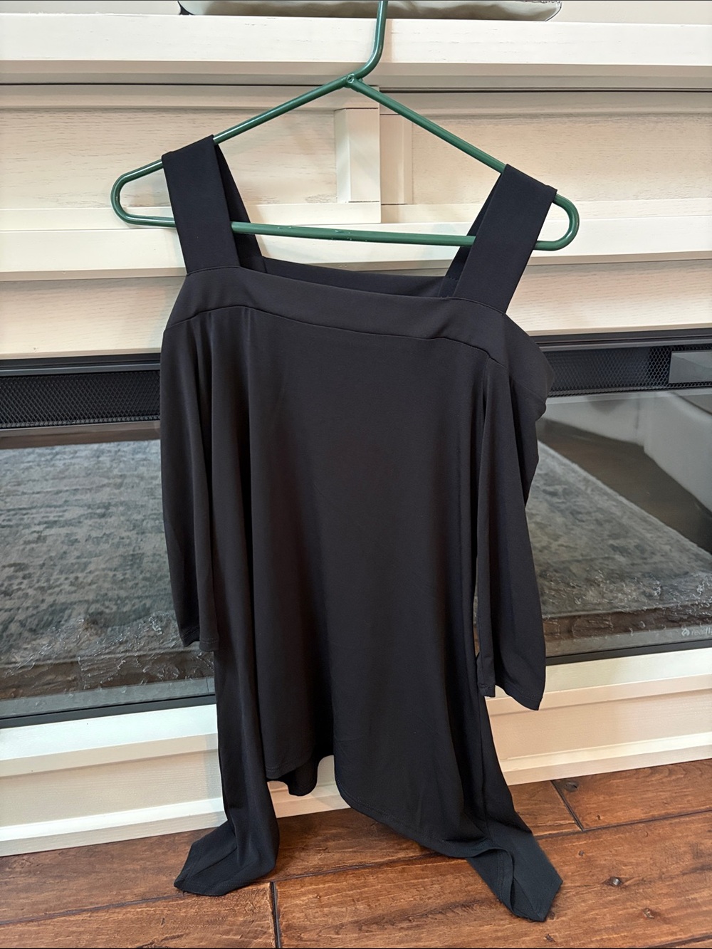 Kim & Cami Black Cold-Shoulder Wide-Strap Tunic Top